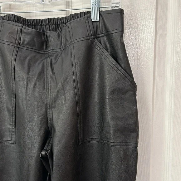 Spanx faux leather jogger sweat pants size large - Picture 5 of 10